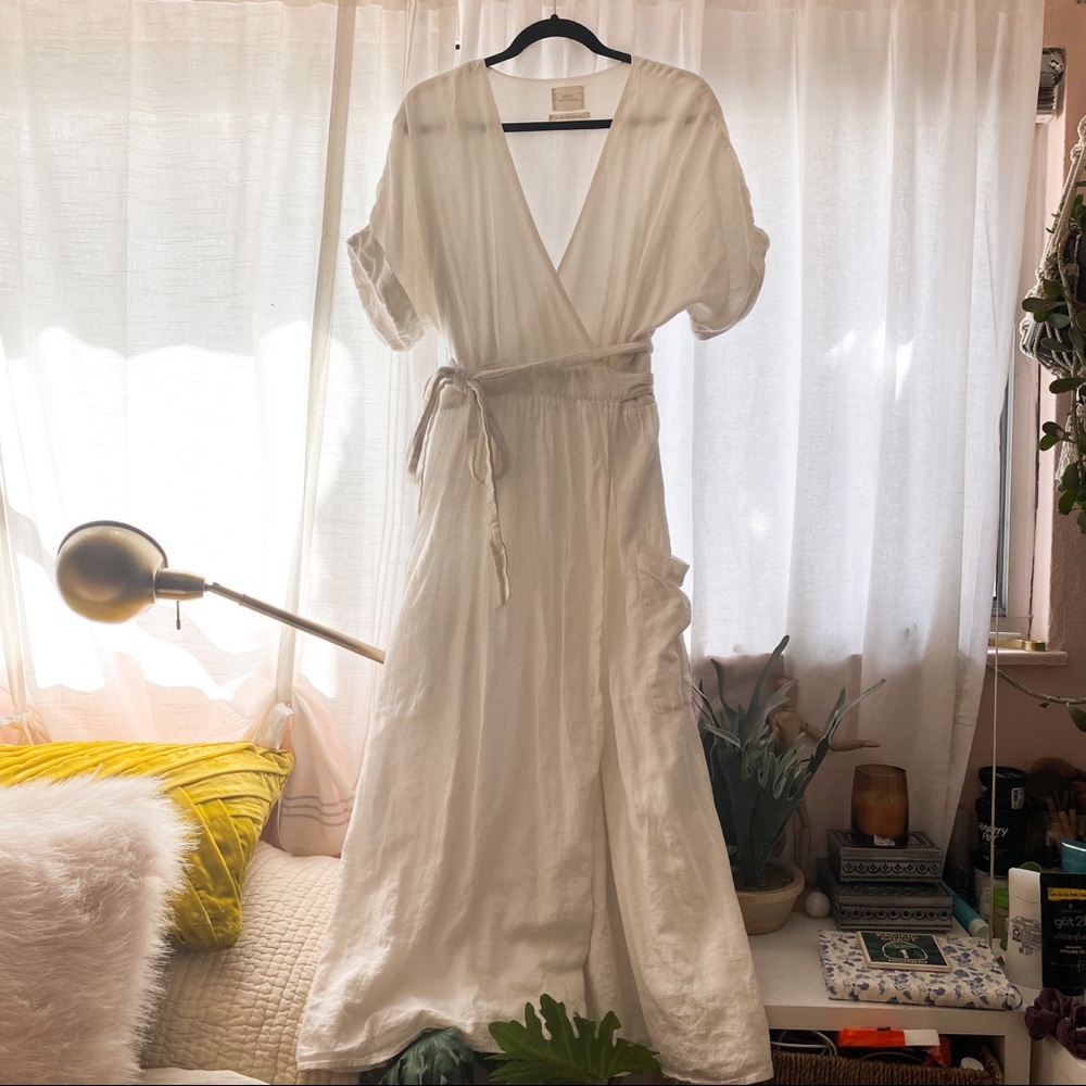 Urban Outfitters Gabrielle Linen Wrap Dress